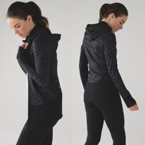 Lululemon Daily Practice Jacket, Samba Snake Battleship Black
